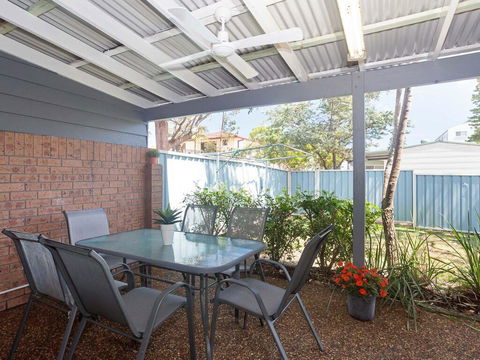 1/10 Catalina Close - So Close To The Water - Yamba Accommodation 0