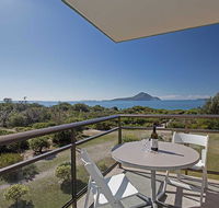 10 'Intrepid' 3 Intrepid Close - water views over Shoal Bay Beach - Yamba Accommodation
