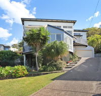 10 Barra Crescent Coolum Beach 500 BOND WIFI walking distance to beach - Yamba Accommodation