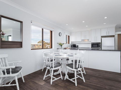 11 'Intrepid' , 3 Intrepid Close - Absolute Beachfront Bliss - Yamba Accommodation 3