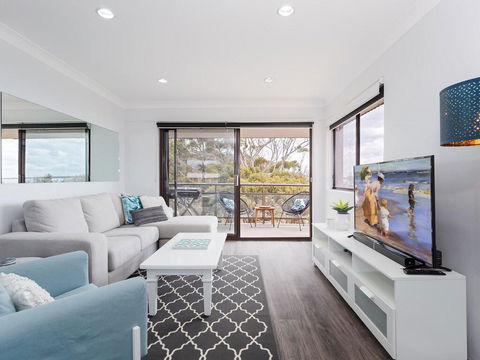 11 'Intrepid' , 3 Intrepid Close - Absolute Beachfront Bliss - Yamba Accommodation 1