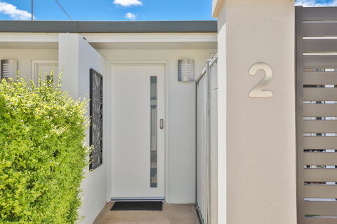 Owner Manager - Yamba Accommodation 2