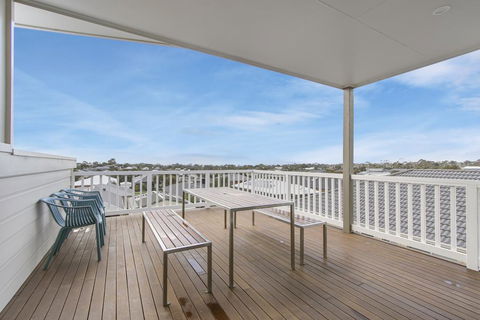 12 Echidna Grove - Yamba Accommodation 2
