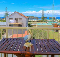 12 Kingsway Ocean View - Yamba Accommodation