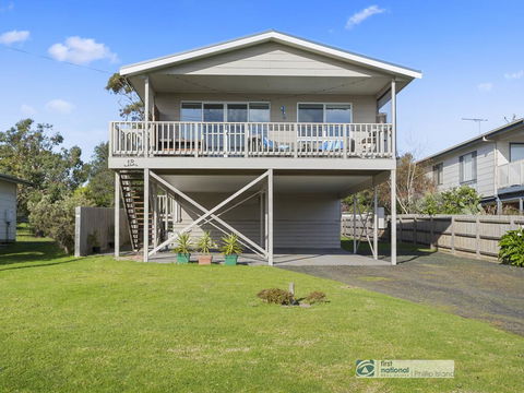 13 Seacombe Grove Ventnor - Yamba Accommodation 0