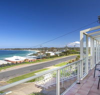 143 Mitchell Pde - Magnificent Outlook - Yamba Accommodation