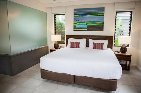 161 SEA TEMPLE LUXURY DIRECT STUDIO - Yamba Accommodation 2