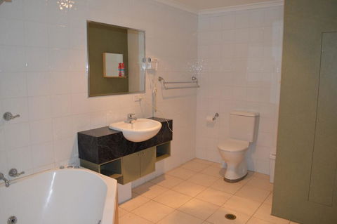 18 Lakeview Plaza - Yamba Accommodation 3