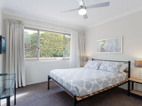 2 'Bronte Court' 17 Magnus Street - Air Con, Complex Pool And Centrally Located - Yamba Accommodation 0