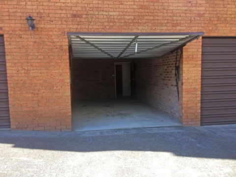 2 'Bronte Court' 17 Magnus Street - Air Con, Complex Pool And Centrally Located - Yamba Accommodation 2