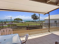 2 'Yachtsman Rest' 37 Victoria Parade - Foxtel aircon waterviews