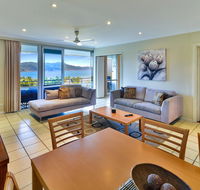 2 Bedroom Poinciana Lodge - Yamba Accommodation