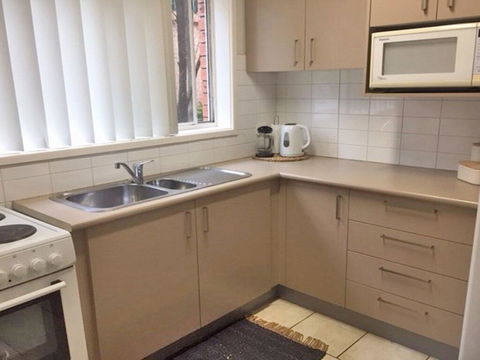 2/10 Catalina Close - Walk To Shoal Bay Beach - Yamba Accommodation 2