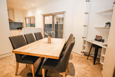 22 Riverside - Yamba Accommodation 1