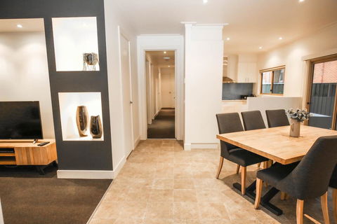 22 Riverside - Yamba Accommodation 2