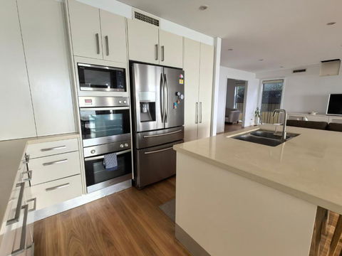 Beachfront Bliss 4BR Villa Direct Beach Access - Yamba Accommodation 3