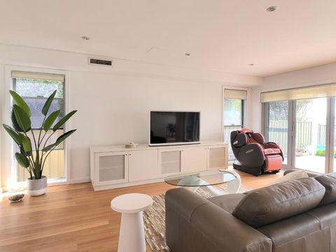 Beachfront Bliss 4BR Villa Direct Beach Access - Yamba Accommodation 0