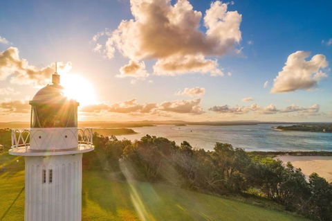Bella Bay Four Bedroom Home - The Most Sort Out Location - Yamba Accommodation 2