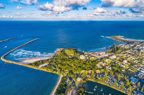 Bella Bay Four Bedroom Home - The Most Sort Out Location - Yamba Accommodation 1