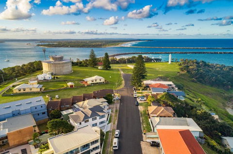 Bella Bay Four Bedroom Home - The Most Sort Out Location - Yamba Accommodation 3