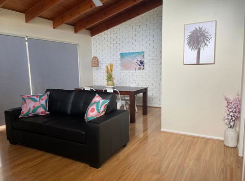 Close To Coast & Bellarine Peninsula - Yamba Accommodation 0