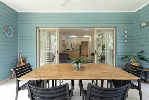 Daisy At Amphora Resort - A Calming Coastal Getaway - Yamba Accommodation 0