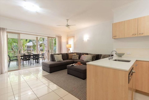 Daisy At Amphora Resort - A Calming Coastal Getaway - Yamba Accommodation 1