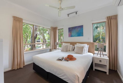Daisy At Amphora Resort - A Calming Coastal Getaway - Yamba Accommodation 2