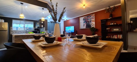 3 BEDROOM CITY ESCAPE - CHAMPAGNE STAYS Darwin - Yamba Accommodation 3