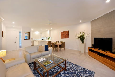328 Beaches - Yamba Accommodation 0