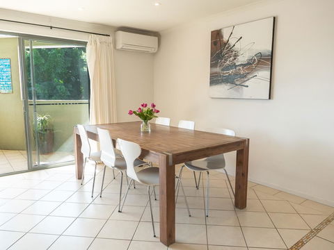 4/4 On First - Yamba Accommodation 3