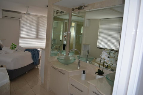 5,  Apartment On The Esplanade - Yamba Accommodation 3