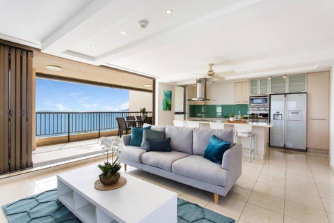 5,  Apartment On The Esplanade - Yamba Accommodation 0