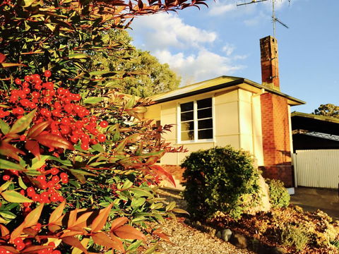 50s Fibro Chateau - Yamba Accommodation 1
