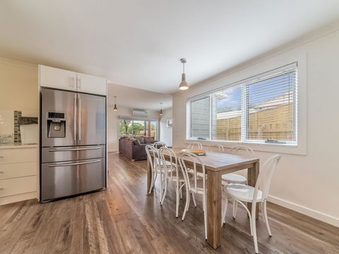 5B Genesta St, Cowes - Yamba Accommodation 3