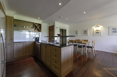 6 The Point Apartments - Yamba Accommodation 3