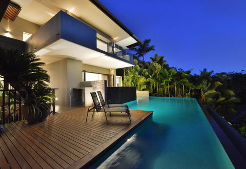 61 Murphy Street - Luxury Holiday Home - Yamba Accommodation 2