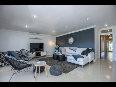 63 The Residence - Yamba Accommodation 3