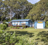681 Murramarang Rd - Retro Beach Cottage - Yamba Accommodation