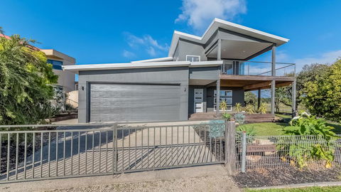 7 Graydens Road, Ventnor With Spectacular Views - Yamba Accommodation 0