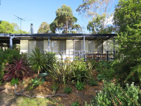 8 Ophir Ave, Ventnor - Yamba Accommodation 1