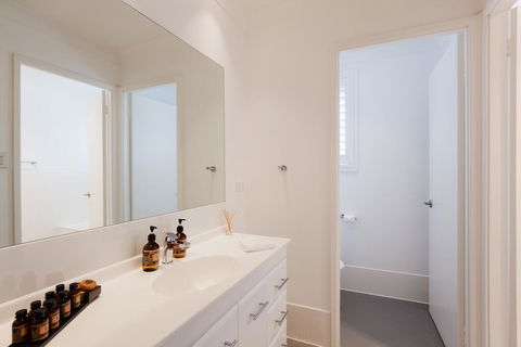 81 Horace St - WIFI And Air Conditioning - Yamba Accommodation 2