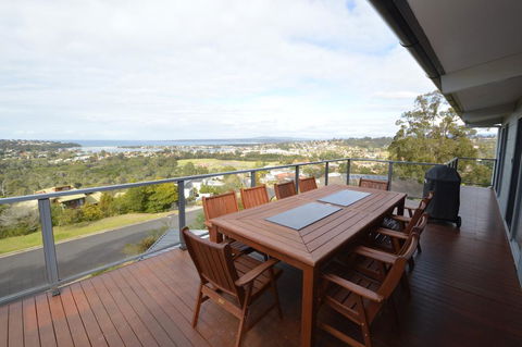91 Berrambool Drive - Yamba Accommodation 3