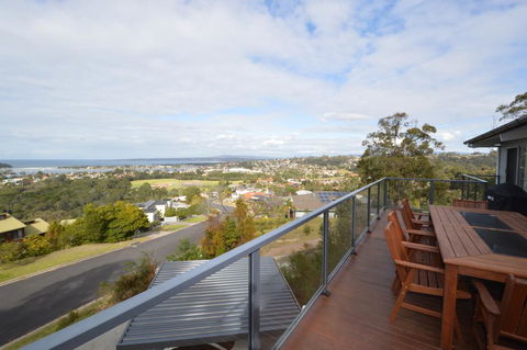 91 Berrambool Drive - Yamba Accommodation 2