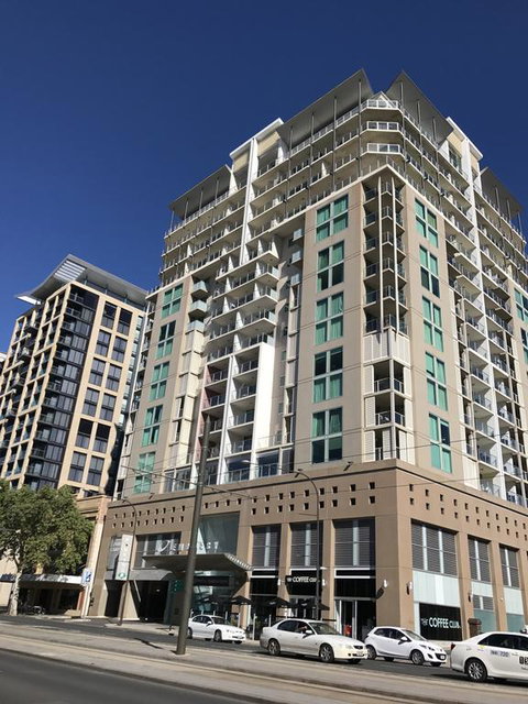 96 North Terrace - Yamba Accommodation 0
