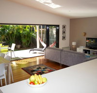 LIZZIE - Yamba Accommodation