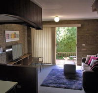 A Furnished Townhouse in Goulburn - Yamba Accommodation