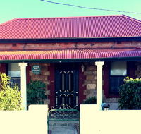 A Miner's Rest - Yamba Accommodation