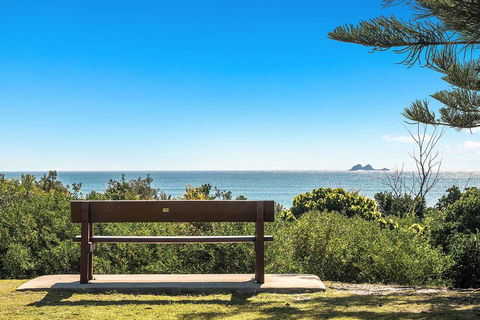 A PERFECT STAY - Apartment 2 Surfside - Yamba Accommodation 1