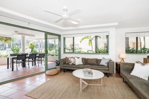 A PERFECT STAY - Apartment 2 Surfside - Yamba Accommodation 0